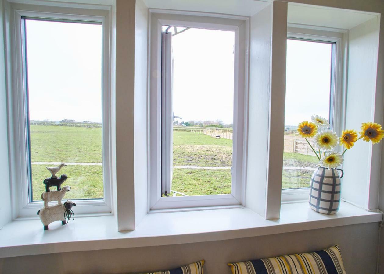 Host&Stay - Cosy Cottage Emley Exteriör bild