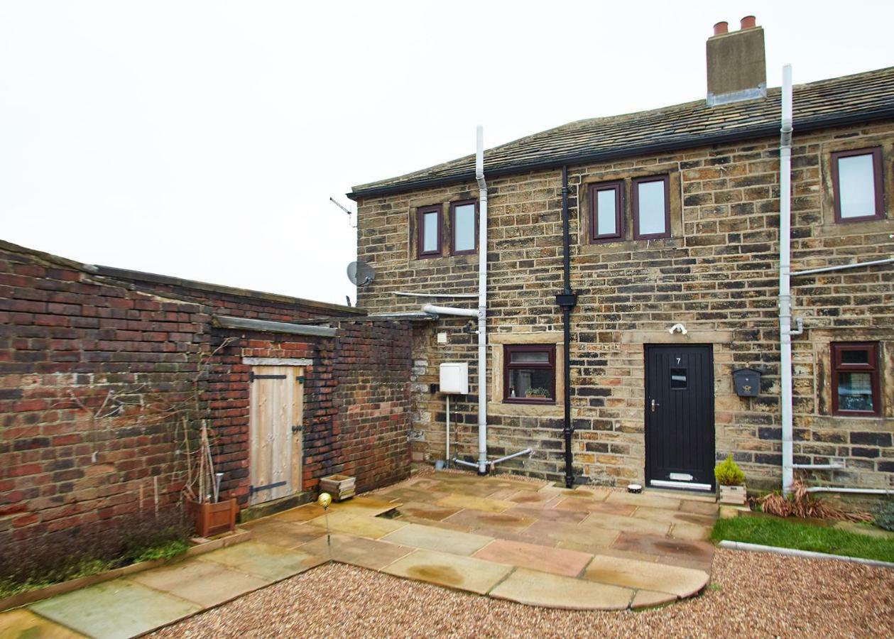 Host&Stay - Cosy Cottage Emley Exteriör bild